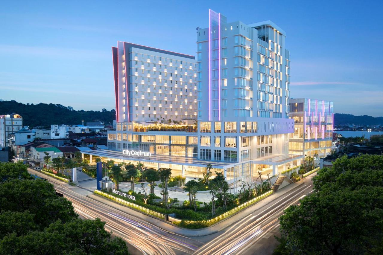 Mercure Samarinda Exterior photo