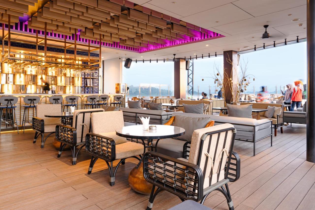 Mercure Samarinda Exterior photo