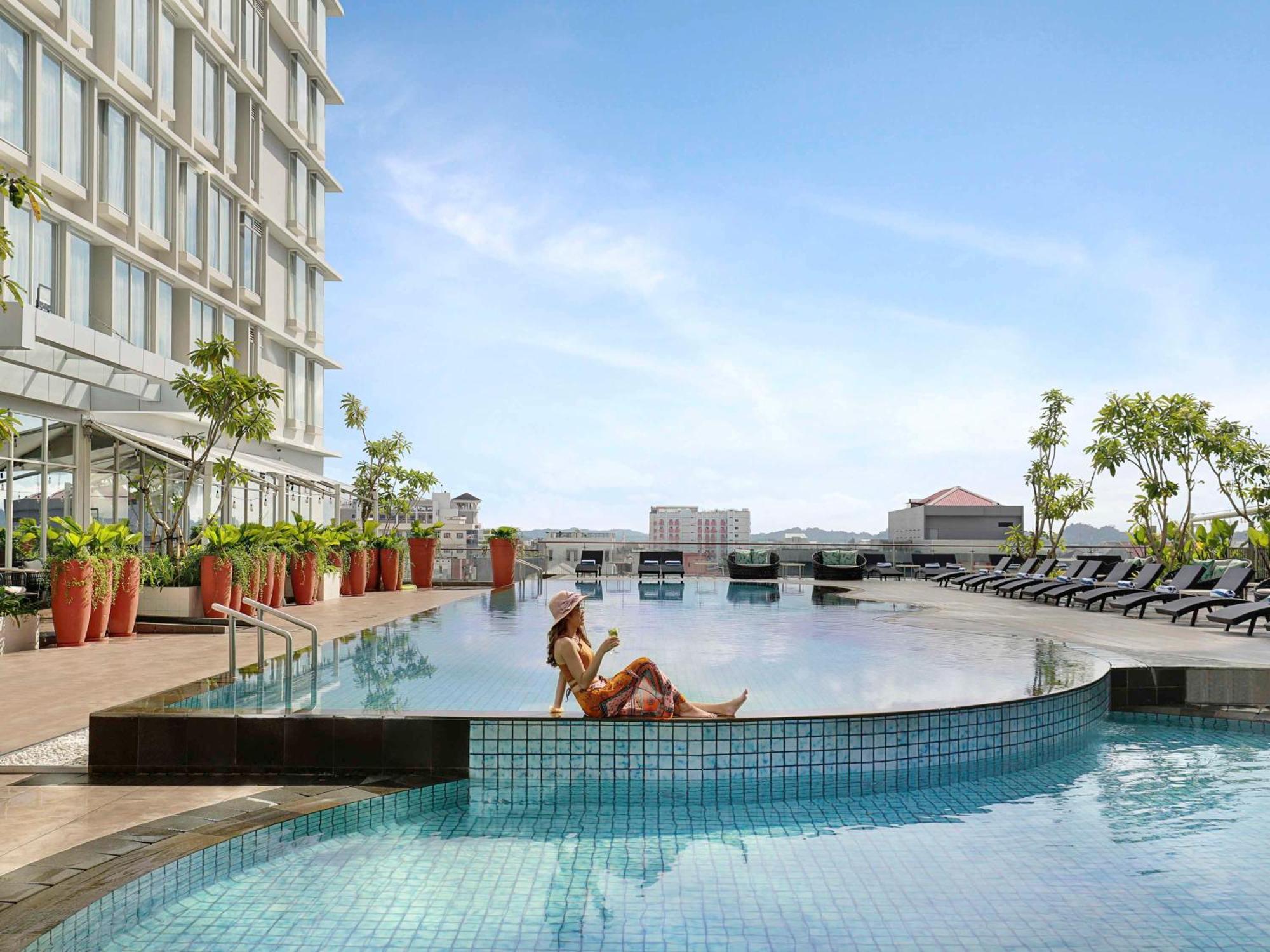 Mercure Samarinda Exterior photo
