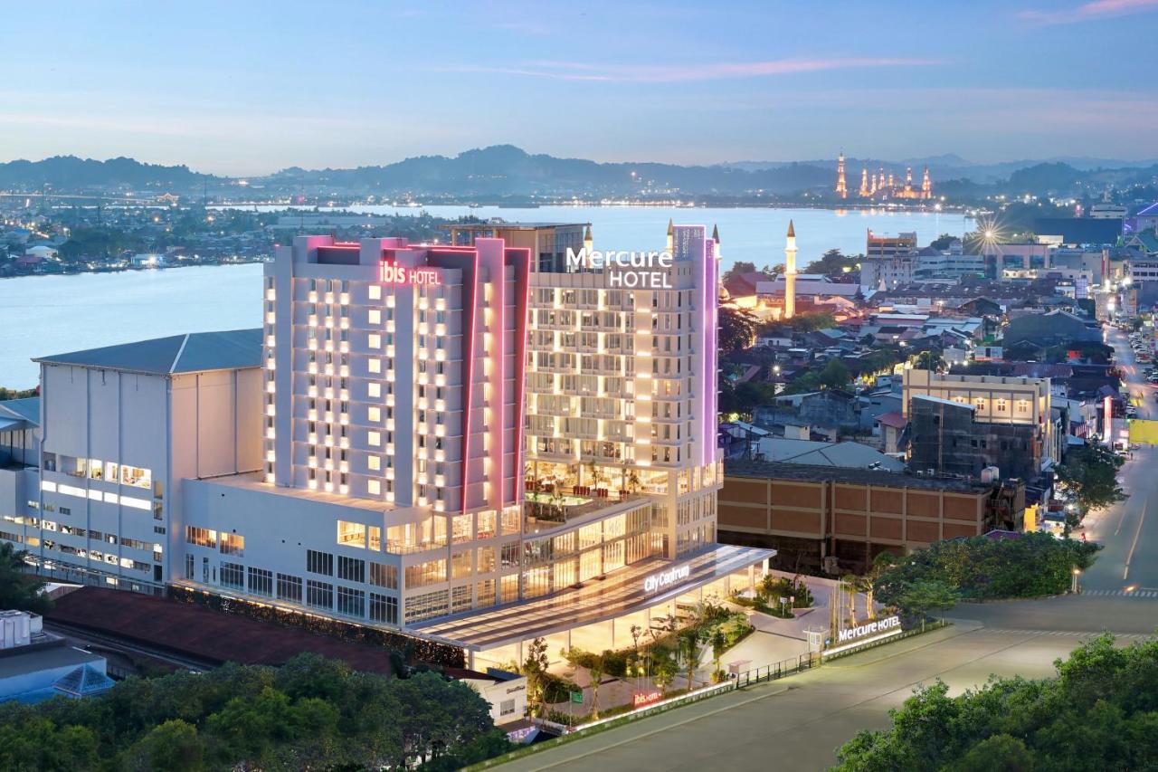 Mercure Samarinda Exterior photo