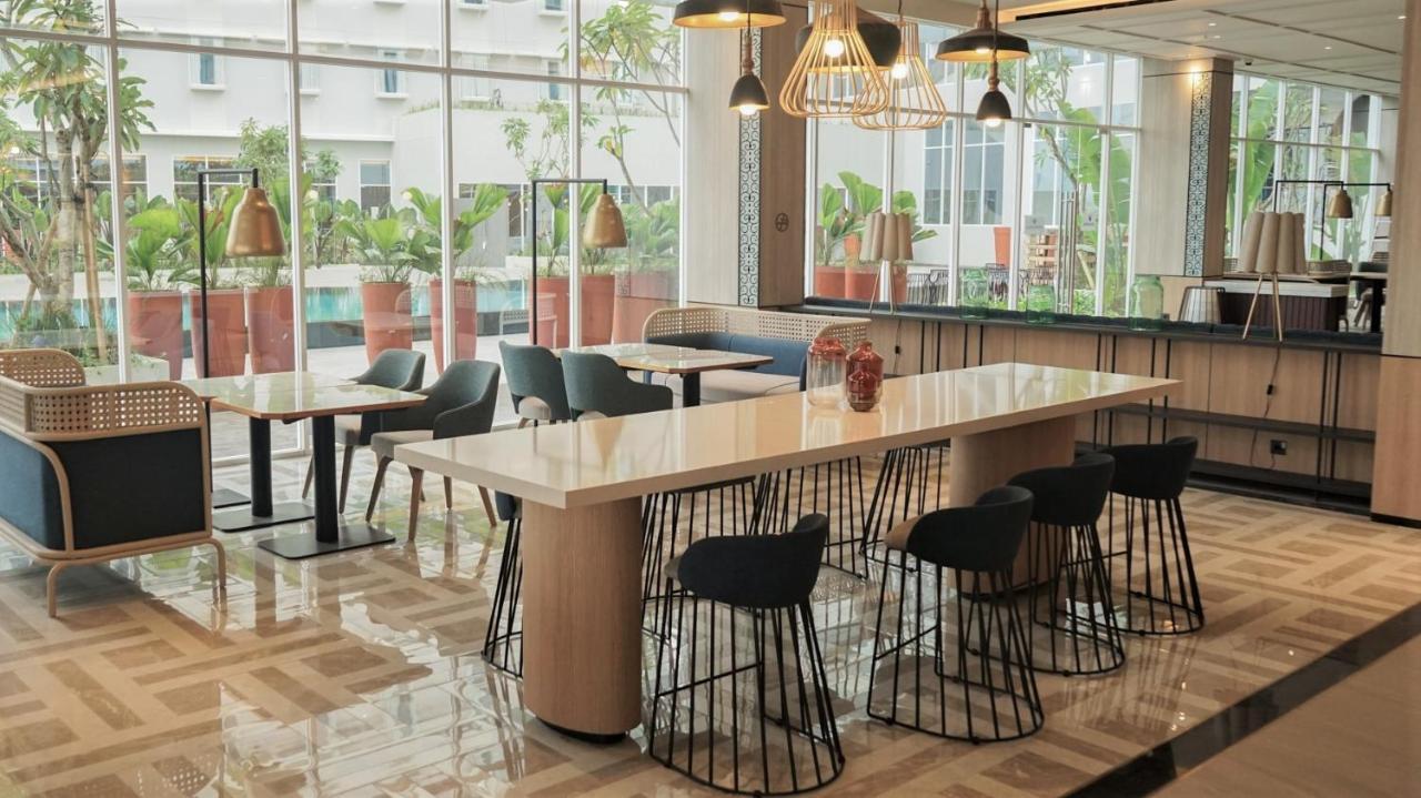 Mercure Samarinda Exterior photo