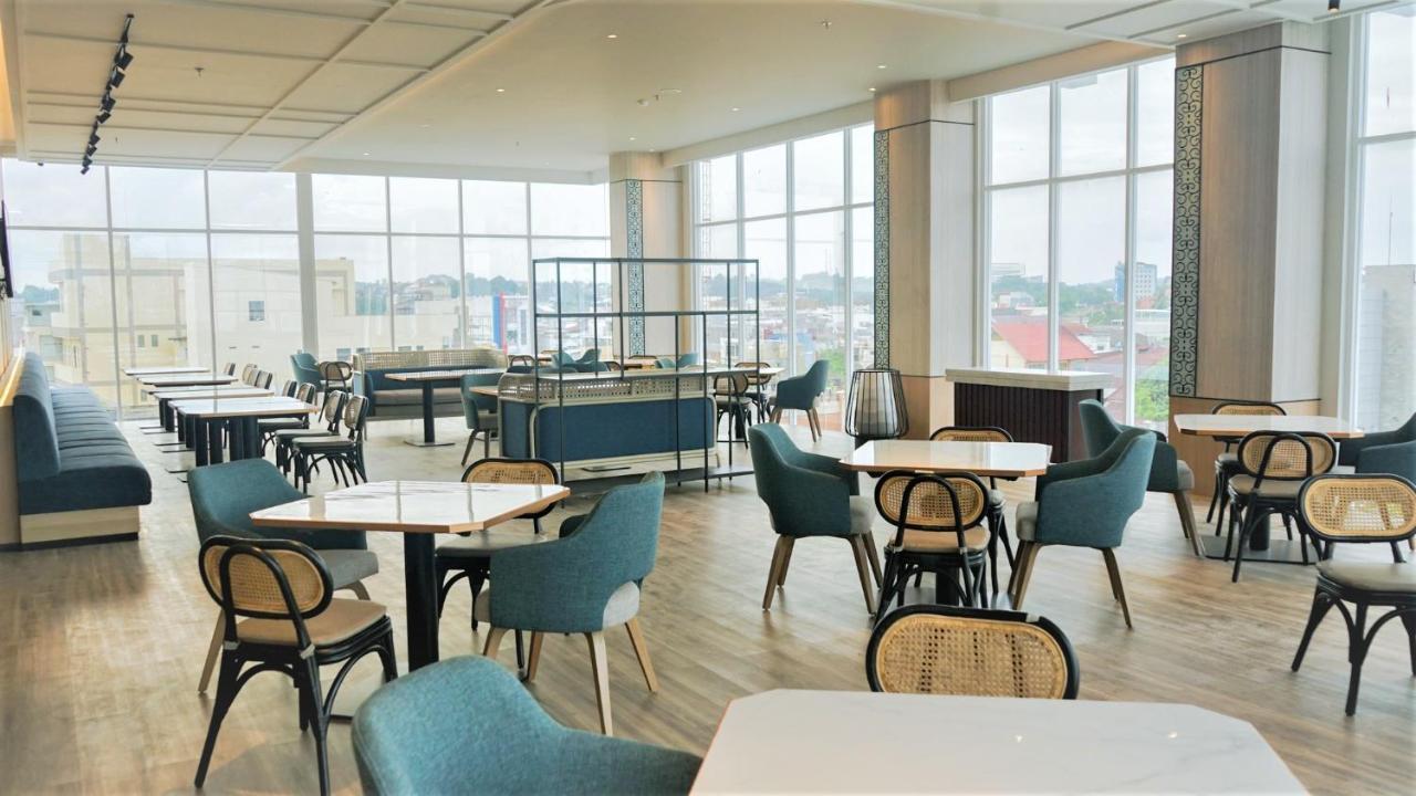 Mercure Samarinda Exterior photo
